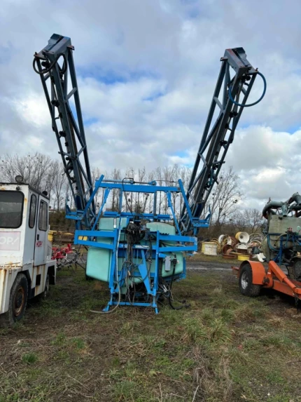 Pulvérisateur porté - 1000L - 1994