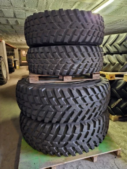Nokian KOMPLETTRäDER 540/80R38 UND 440/80R28