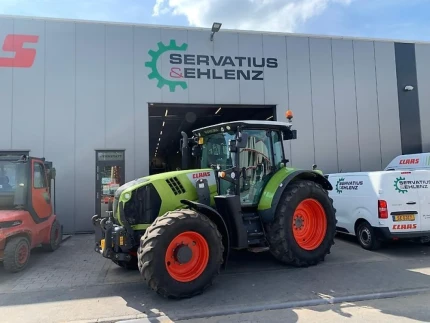 Claas ARION 650 CEBIS HEXA MIT FRONTHYDRAULIK + ZAPFWELLE