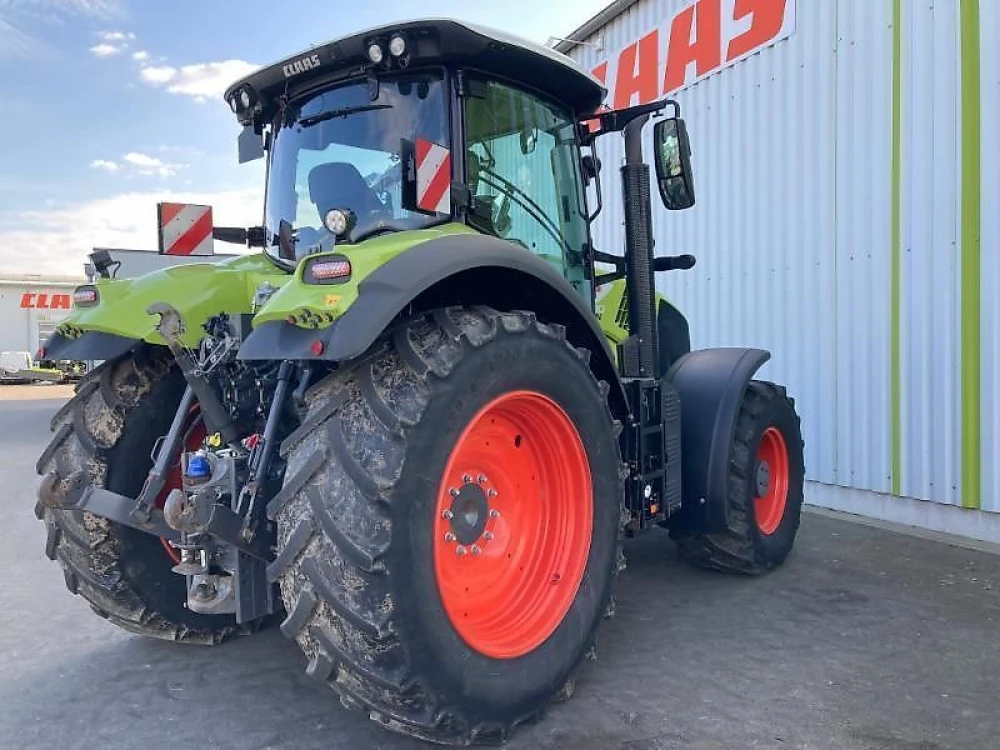 Claas AXION 830 CMATIC CEBIS d'occasion — photo 9