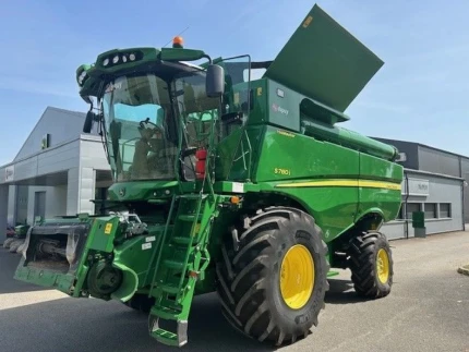 Moissonneuse batteuse - 886H - 2021