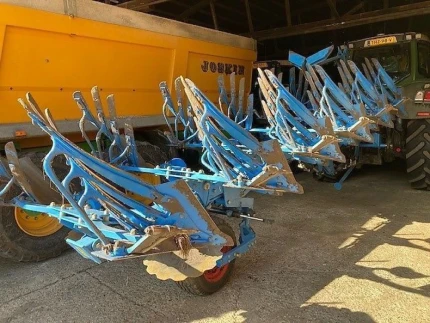 Lemken JUWEL 8 V 6-SCHAAR ON-LAND