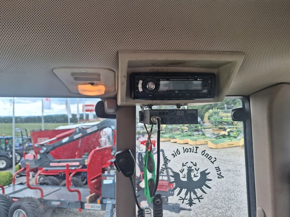 John Deere 6115M d'occasion — photo 15