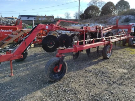 Andaineur - 9.6M - 2016