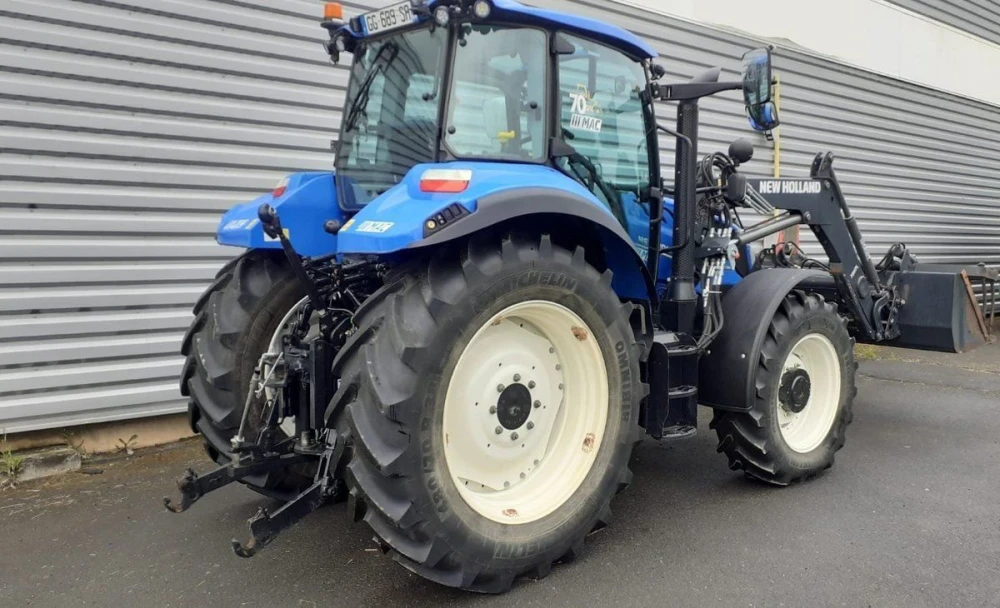 New Holland T5 110 EC d'occasion — photo 13
