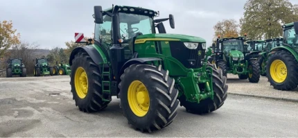 John Deere 6R250
