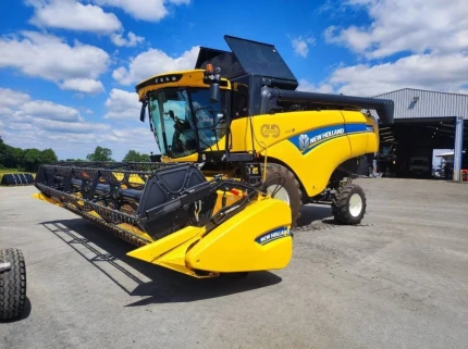 New Holland CH 7.70 LATERALE