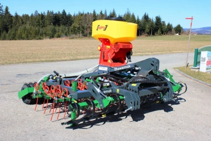 Awemak PROGRASSER 300 MIT APV PS200 M1