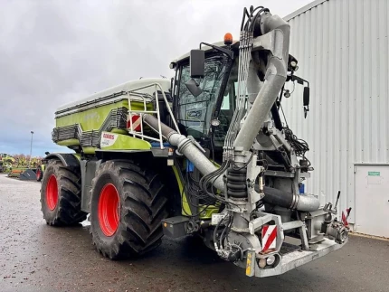 Claas XERION 4000 SADDLE TRAC, KOTTE XST 16 CBM