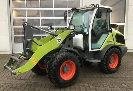 Claas TORION 530