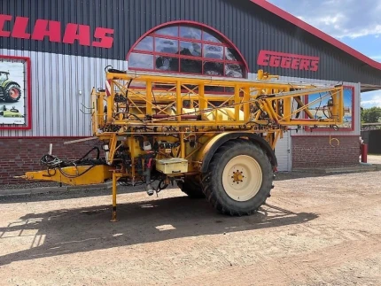 Pulvérisateur traîné - 2002