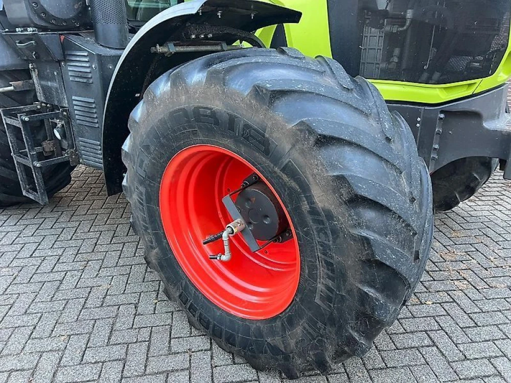 Claas AXION 810 CMATIC d'occasion — photo 12