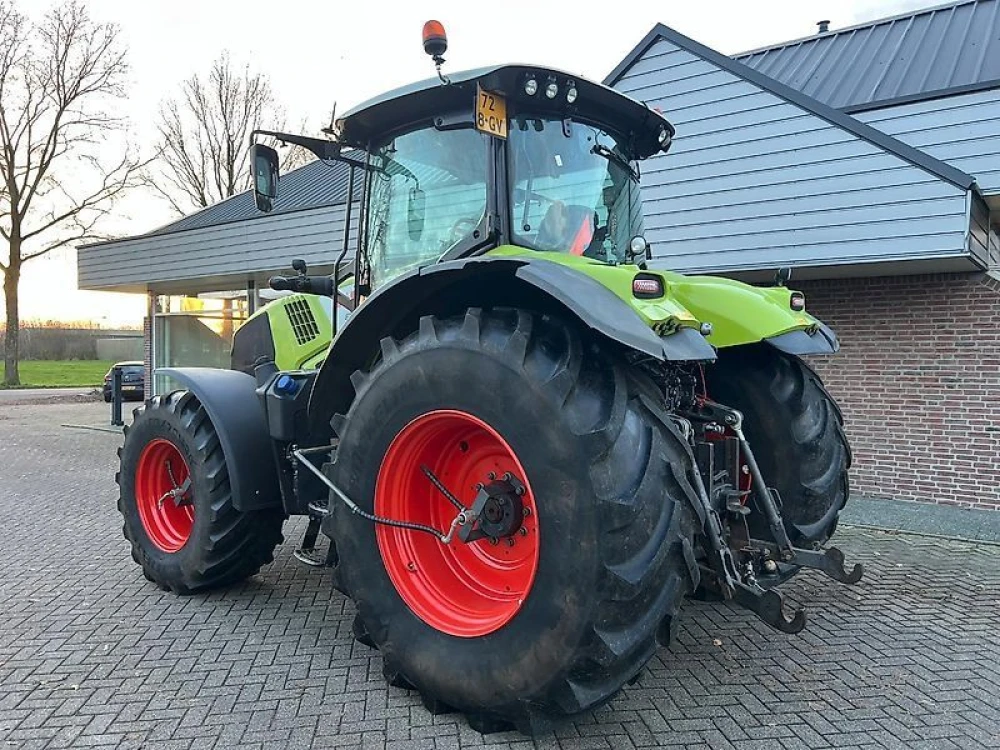 Claas AXION 810 CMATIC d'occasion — photo 16