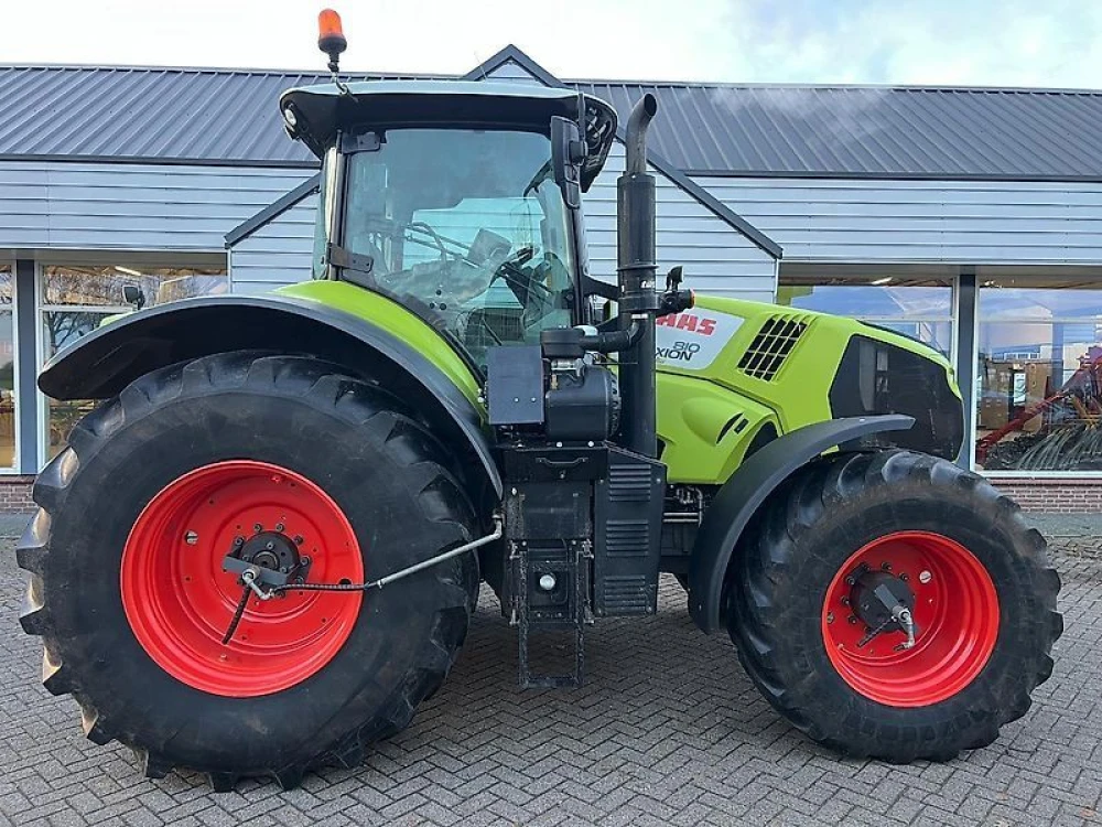 Claas AXION 810 CMATIC d'occasion — photo 19