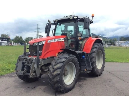 Massey Ferguson 6713S