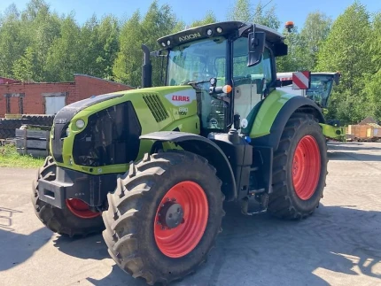 Claas AXION 830 CIS