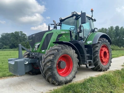 Fendt 826 VARIO PROFI PLUS