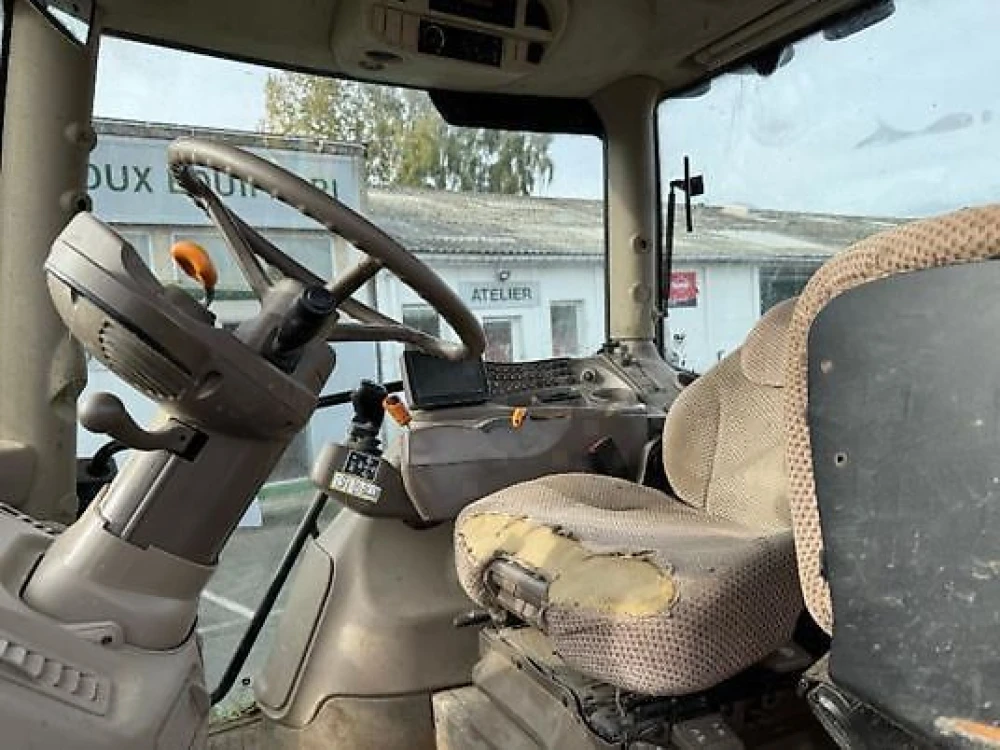 John Deere 6140R d'occasion — photo 15