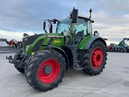 Fendt 724 PROFI PLUS