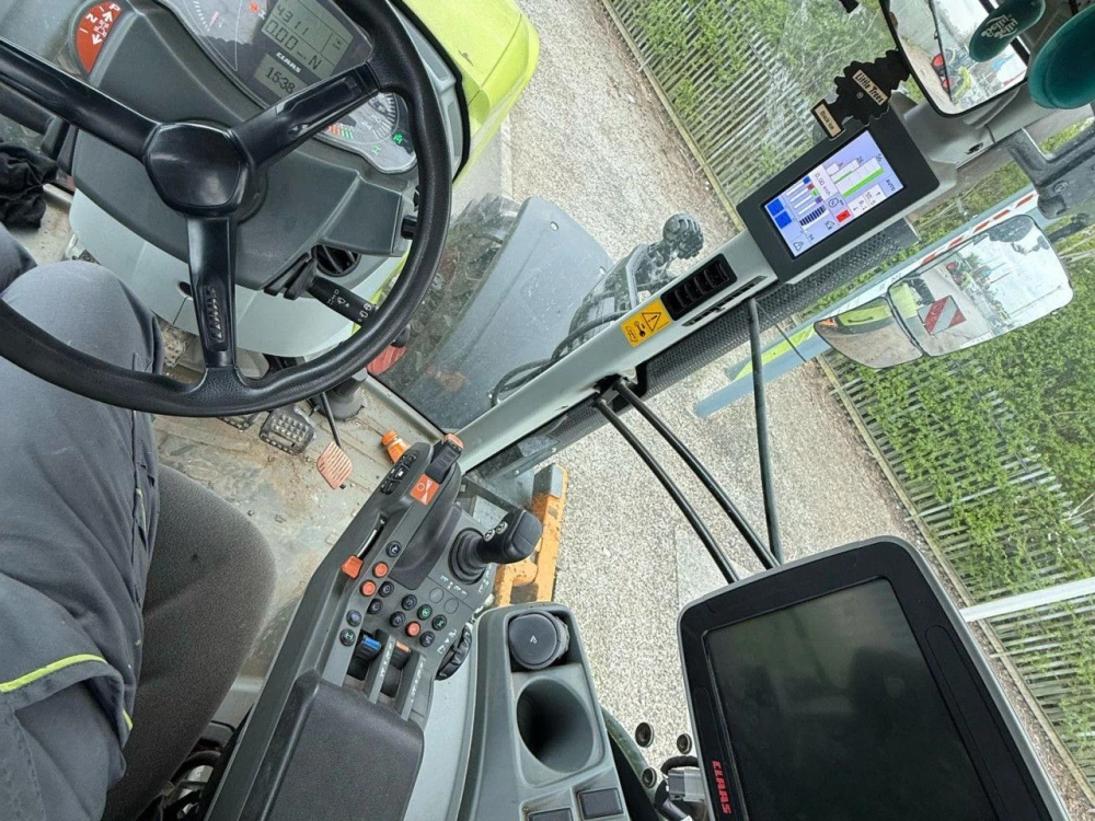 Claas USED 2021 AXION 830 d'occasion — photo 8