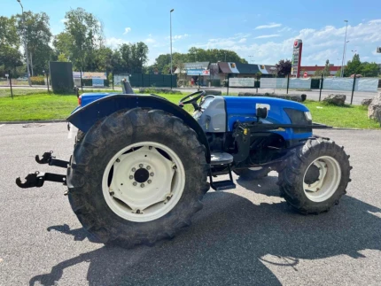 Tracteur agricole - 90CH - 2903H - 2012