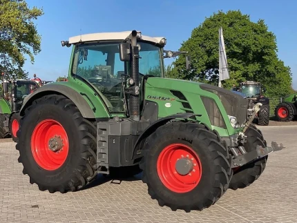 Fendt 828 SCR