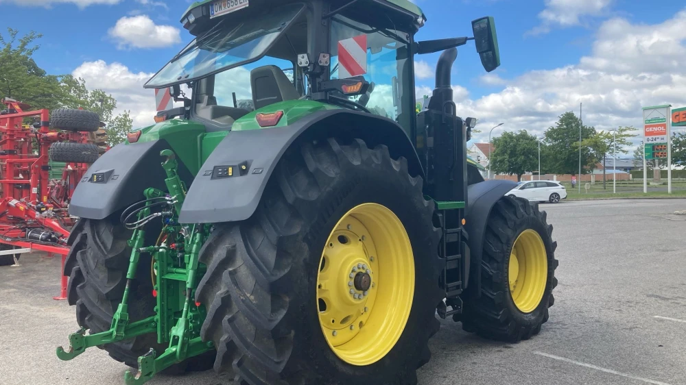 John Deere 7R 330 d'occasion — photo 5