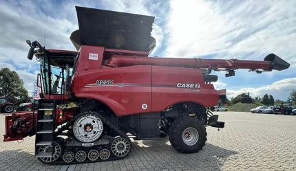 Case IH AF 8250