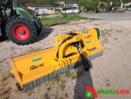 Broyeur à axe horizontal et vertical - 2.8M - 2024