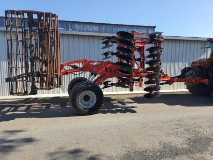 Presse à balles rondes - À disques - 420CM - 2017