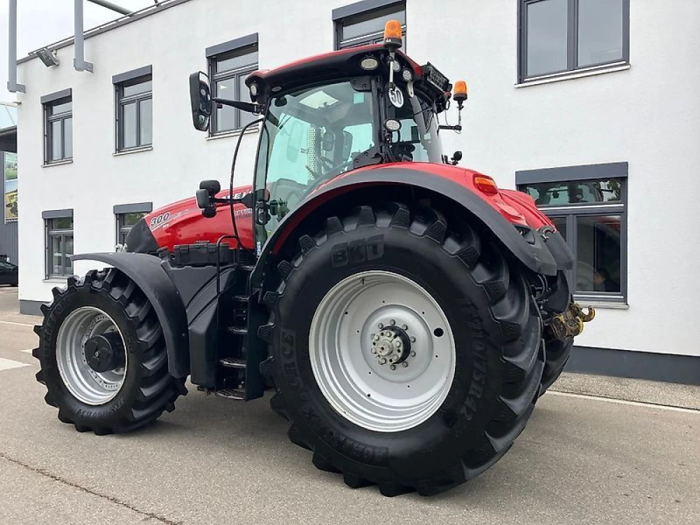 Case IH OPTUM 300 CVX d'occasion — photo 7