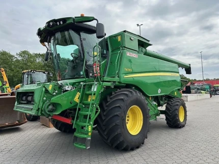 John Deere T 670 I NEUMASCHINE
