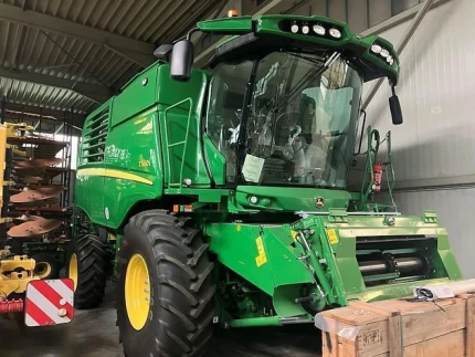 John Deere T560 HM