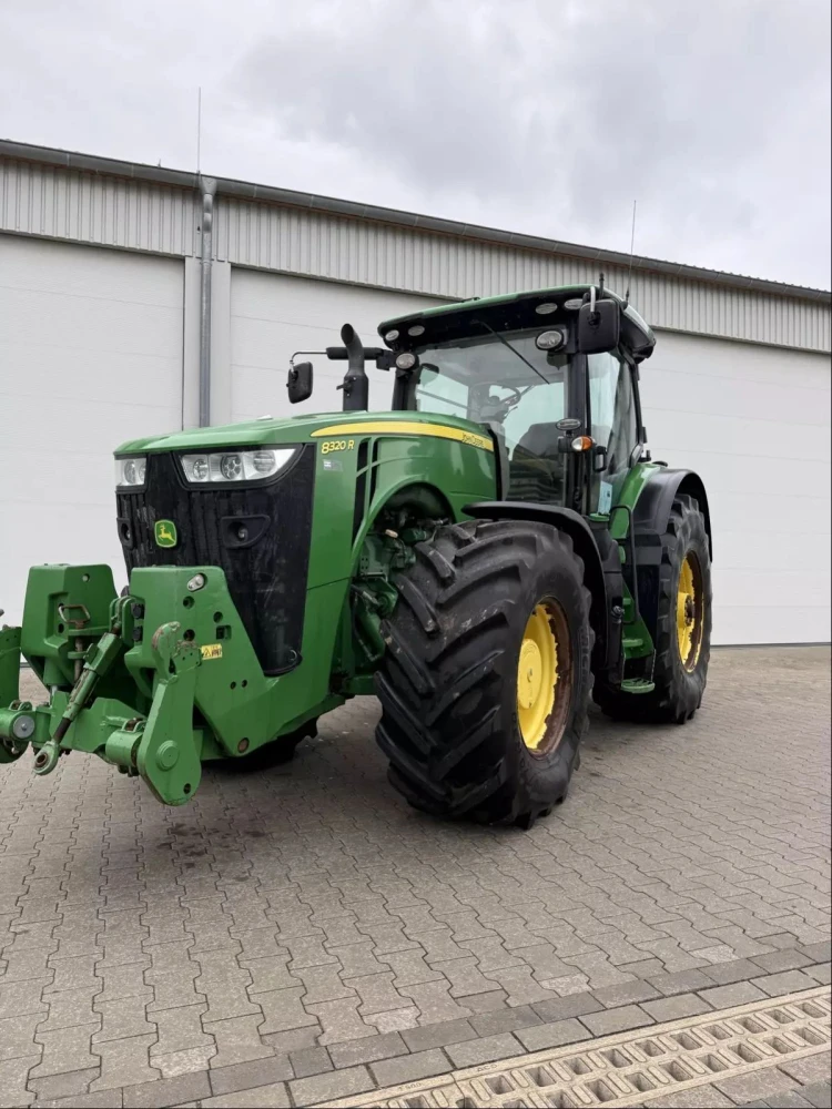 John Deere 8320 R d'occasion — photo 4