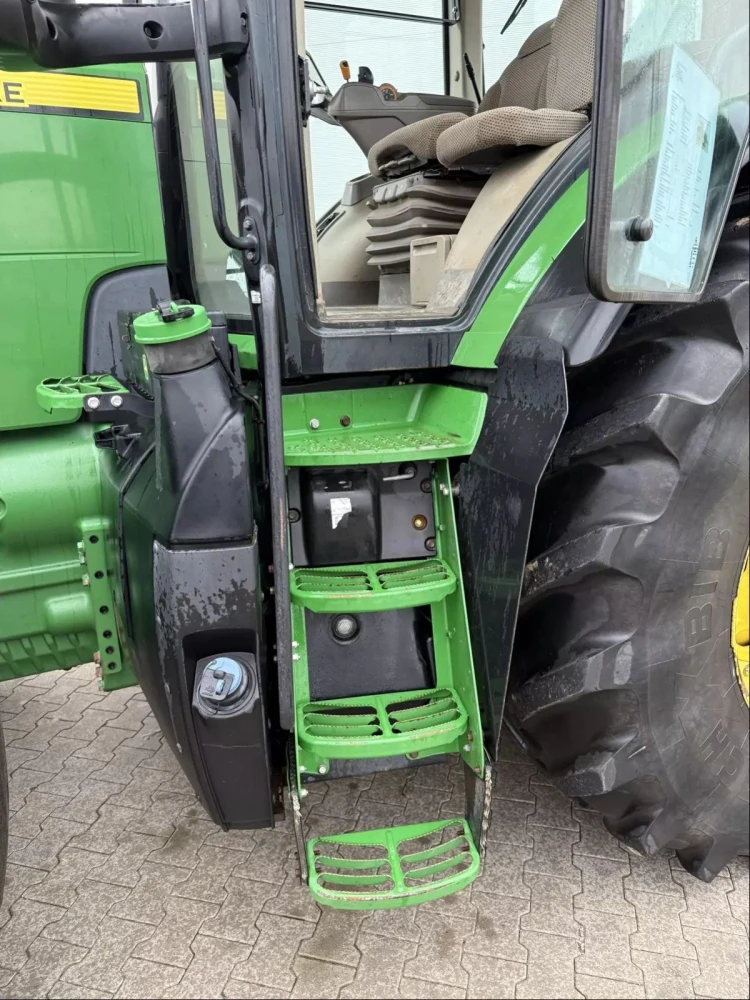 John Deere 8320 R d'occasion — photo 8