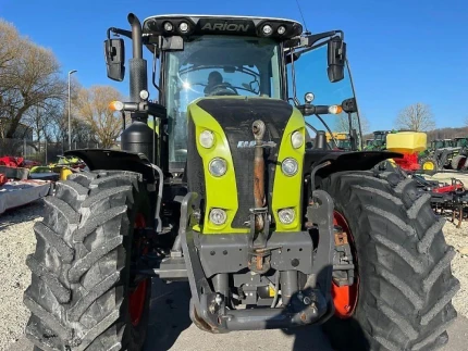 Claas ARION 650 CIS+