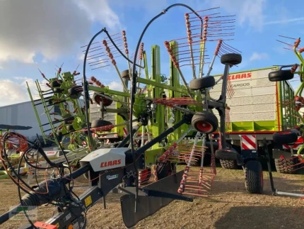 Claas LINER 2800 TREND