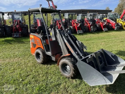 Case IH 825D MIT NUR 40H