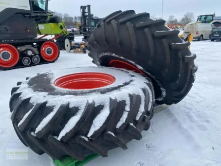 Mitas 2X 680/85R32 AC 70G - 178A8 INCL. FELGEN