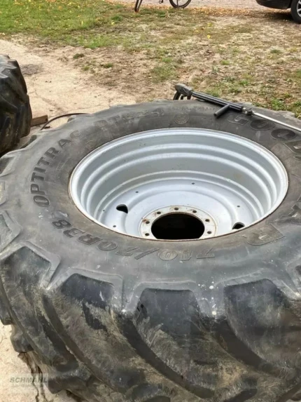 Goodyear 710/70R38 UND 600/65R28