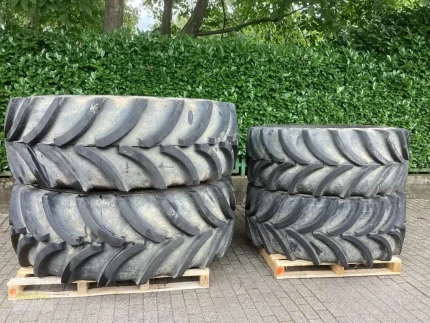 Vredestein 710/75R42 + 600/65R34
