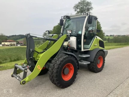 Claas TORION 639