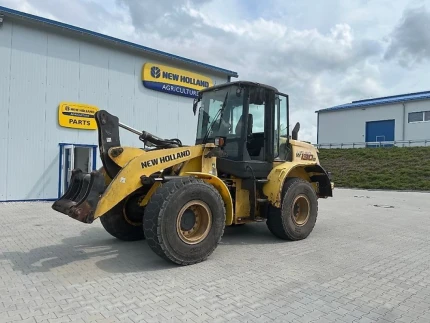 New Holland W 130 B