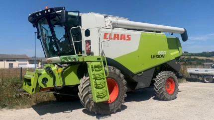 Moissonneuse batteuse - 378CH - 4678H - 2012