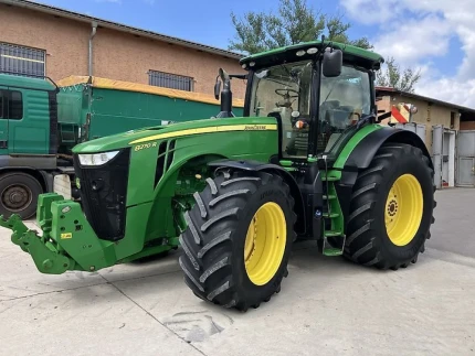 John Deere 8270R *E23* MOTOR NEU