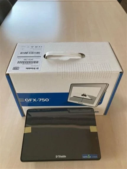 Trimble GFX 750 + NAV 900