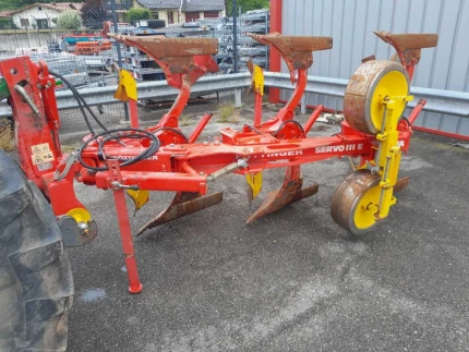 Charrue - Portée - 3corps - 2000