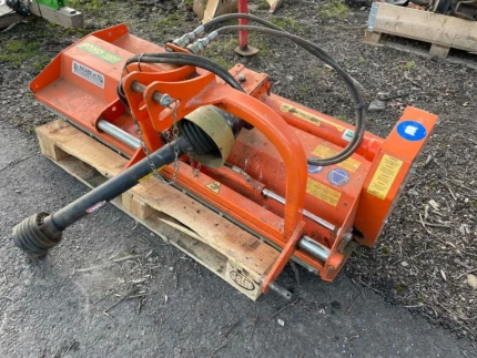 Broyeur à axe horizontal et vertical - 1.5M - 2016