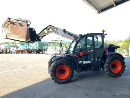 Bobcat TL 38.70 HF MIT NUR 2600 STUNDEN, INKL. 3 WERKZEUGEN