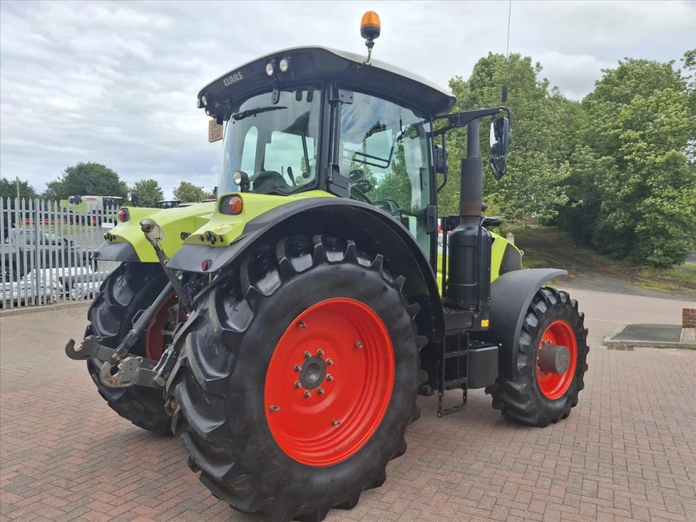 Claas ARION 650 d'occasion — photo 4